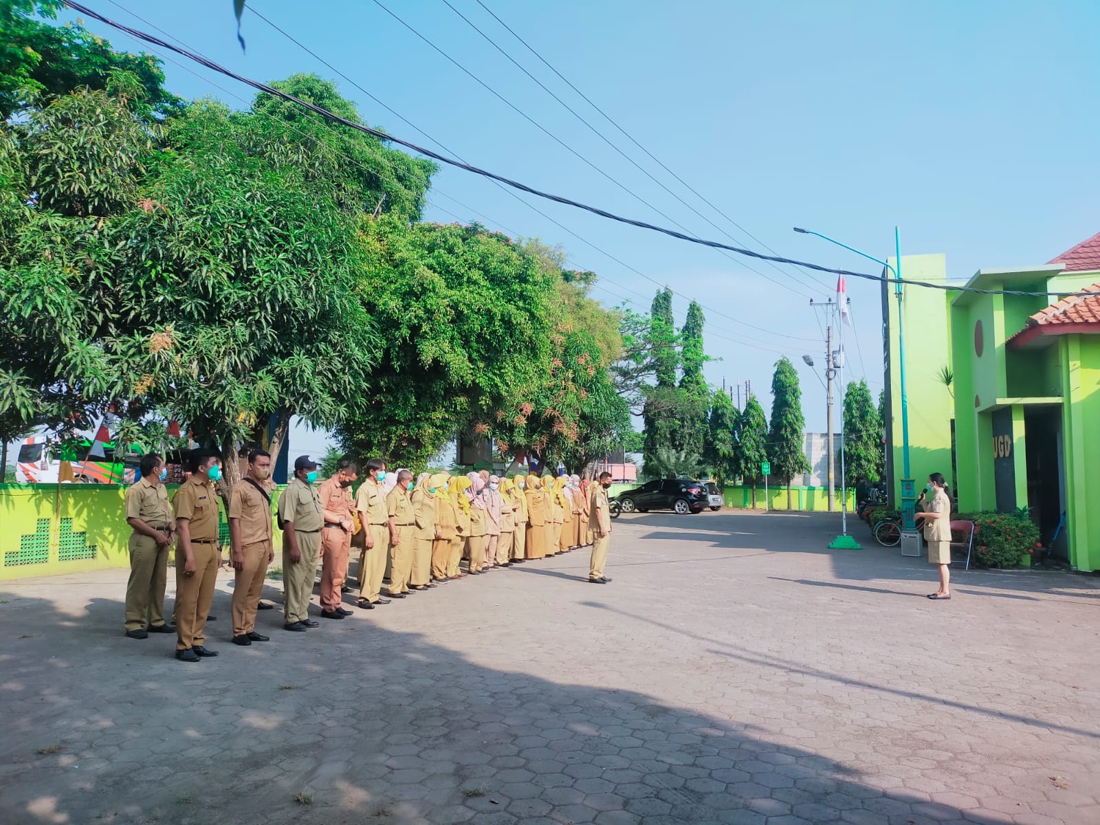 KEGIATAN APEL PAGI